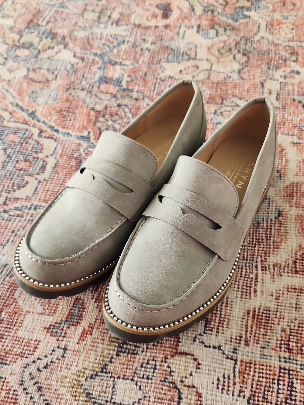 NWOT Taryn Suede Loafers